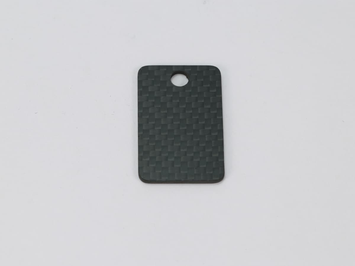 Arrow Tag – Carbon Fiber | Dynamic Form