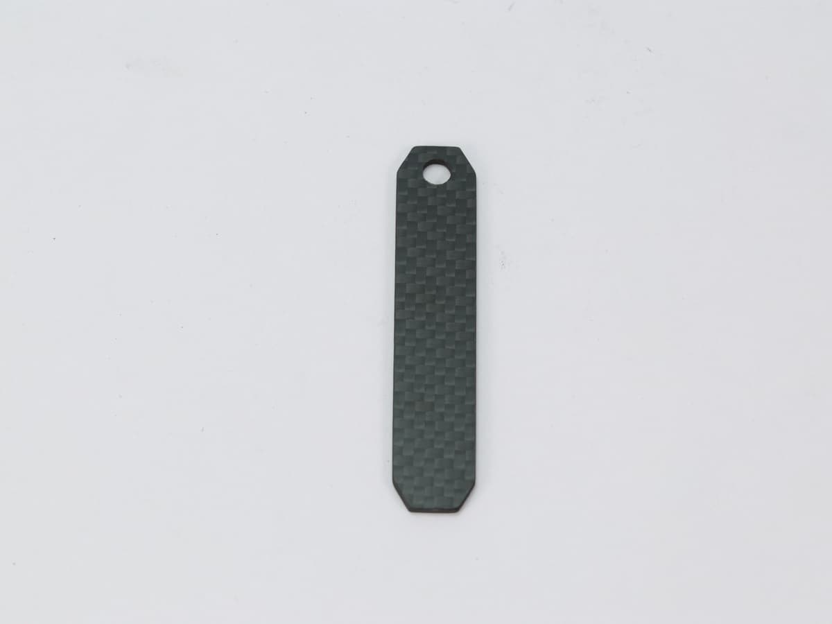 Slim Bar Tag – Carbon Fiber | Sleek Profile