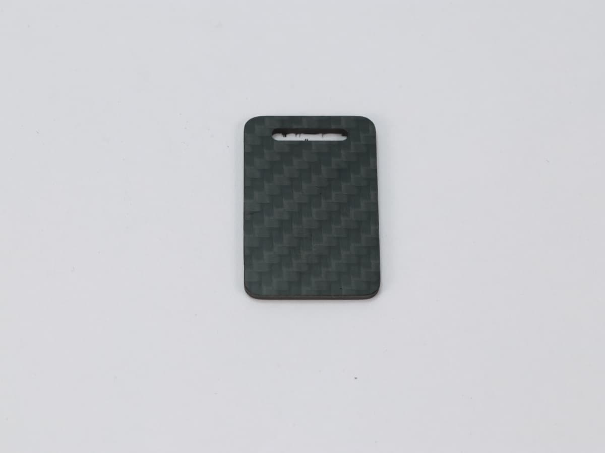 Teardrop Tag – Carbon Fiber | Graceful Curve