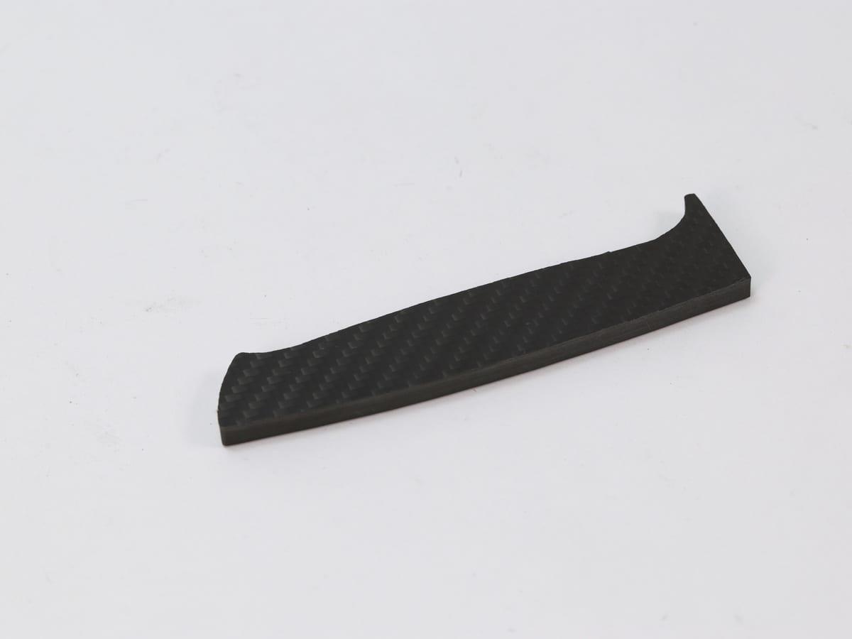 Carbon Fiber Knife Handle – Ergonomic Grip | Ultra-Strong & Lightweight — carbon fiber close-up view 2