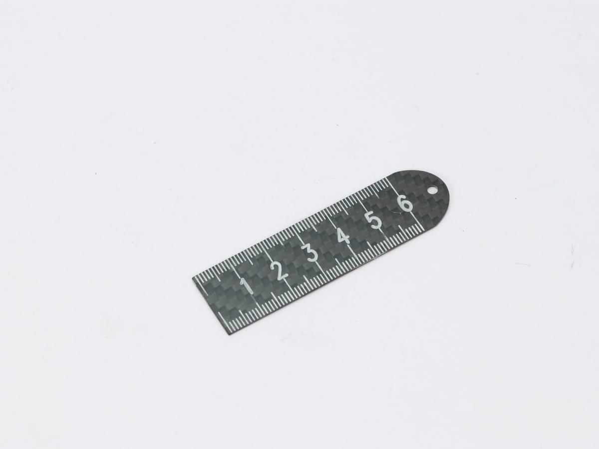 Mini Ruler 6cm Keychain – Carbon Fiber EDC | Always in Your Pocket — carbon fiber close-up view 1