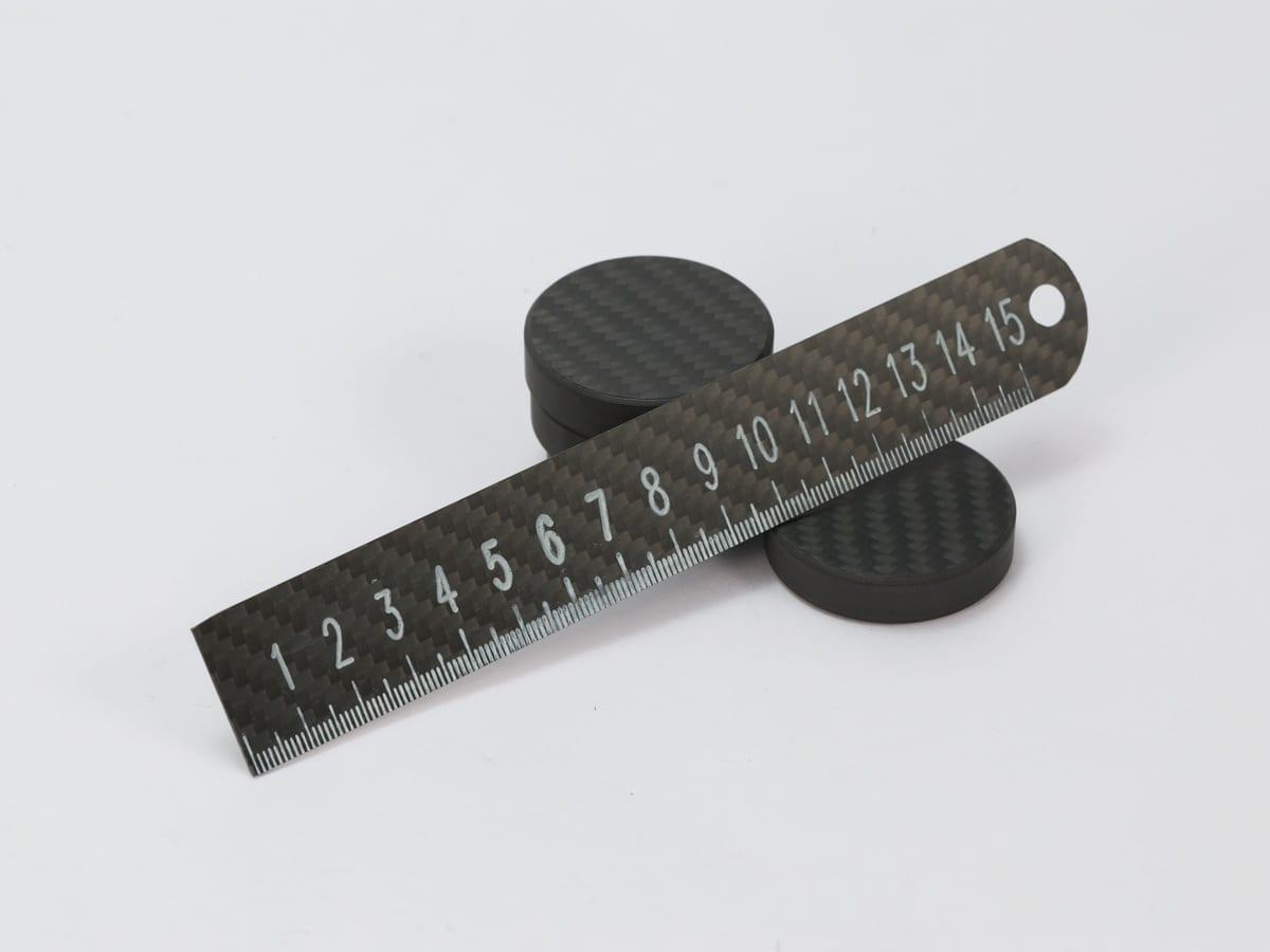 Straight Ruler 15cm – Carbon Fiber | Precision Laser-Cut Marks — carbon fiber close-up view 3
