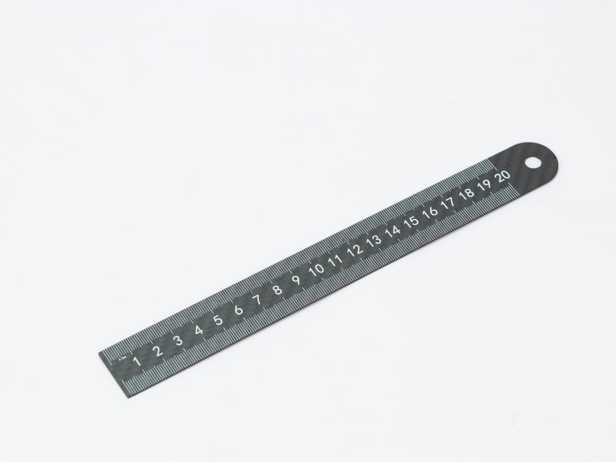Straight Ruler 20cm – Carbon Fiber | Professional Grade Accuracy — carbon fiber close-up view 1