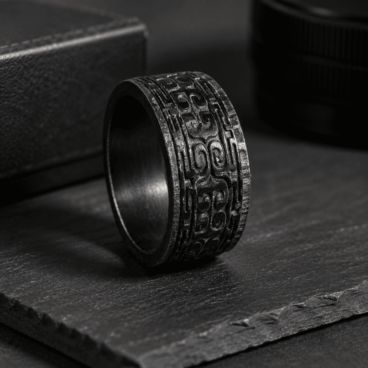 Carbon Fiber CNC Carved Rings | Precision-Crafted Lightweight Jewelry — carbon fiber close-up view 3