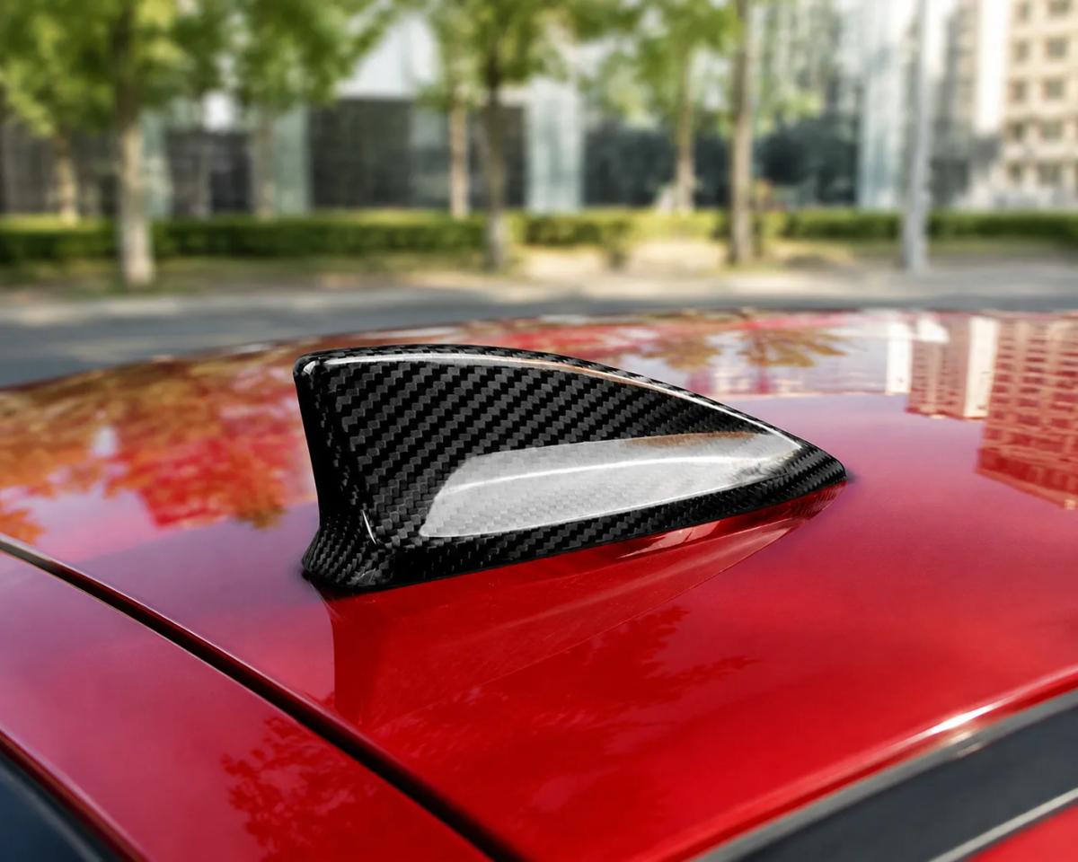 Dry Carbon Fiber Shark Fin Antenna Cover for Honda Civic – Real Carbon Fiber Roof Antenna Exterior Trim Replacement — carbon fiber close-up view 2