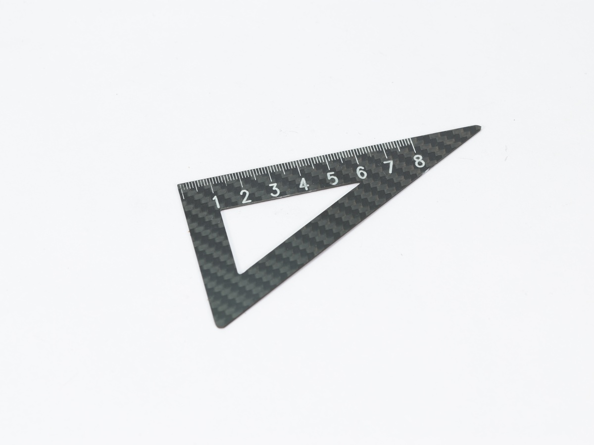 量角器三角尺 — carbon fiber close-up view 3